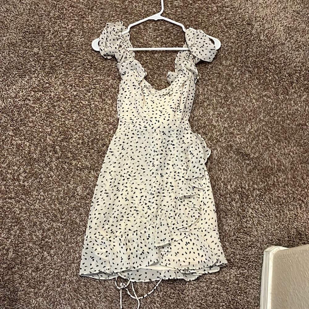 Frilly chiffon sundress with polka dot pattern